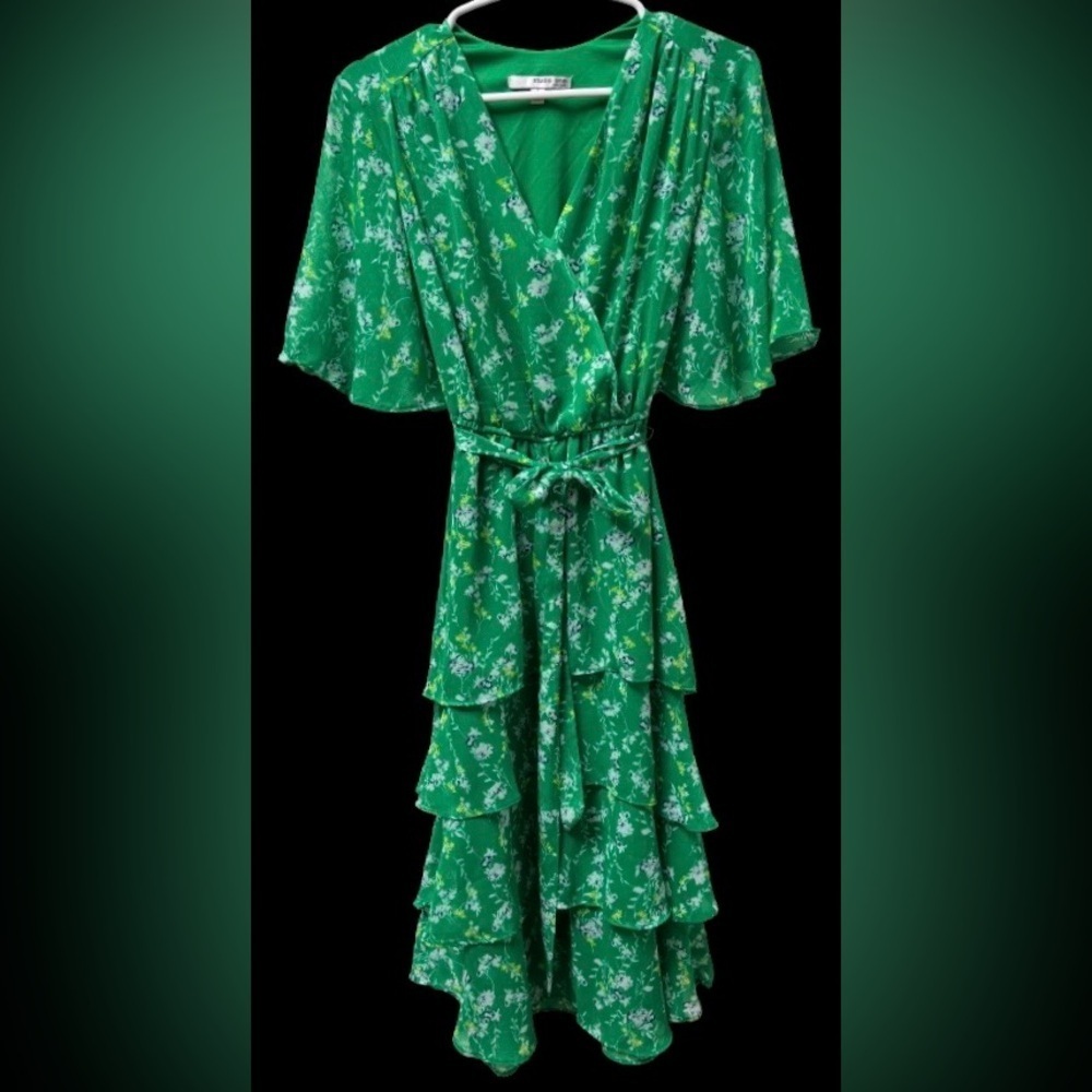 Studio One Kelly Green Floral flounce hm v nk fluttr slv drss WM S garden party